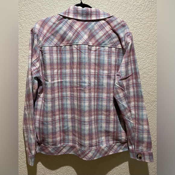 NWT KUT Shaket  Button Down Dusty Rose Blue Colors Size L Pockets - Picture 6 of 8